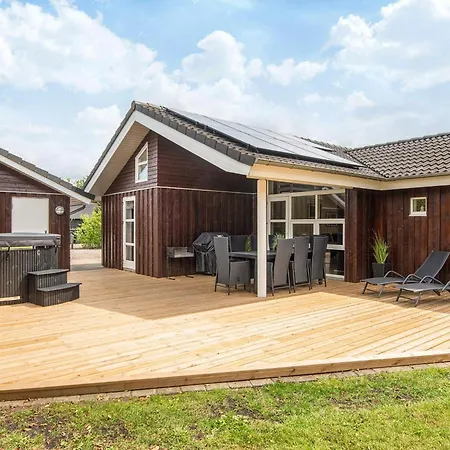 Luxurious Retreat With And Sauna-by Traum * Hemmet