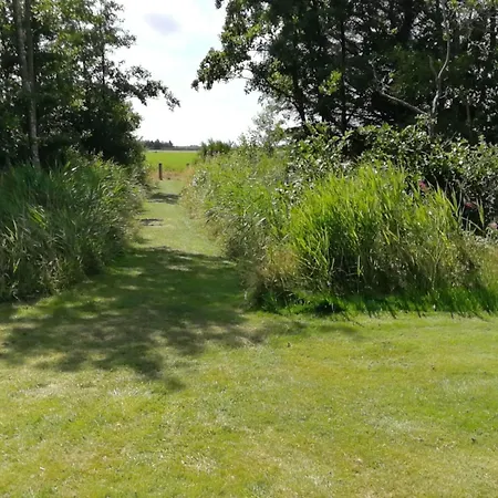 Luxurious Retreat With And Sauna-by Traum Hemmet